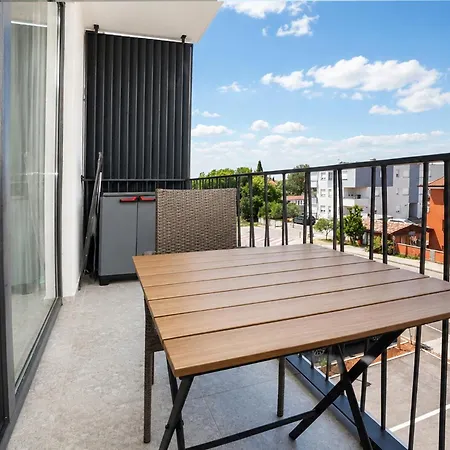 Apartament Patty 2 Modern And Brand New Close To The Center With Private Parking *